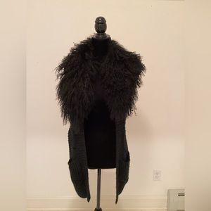 Sweater vest cardigan with real fur